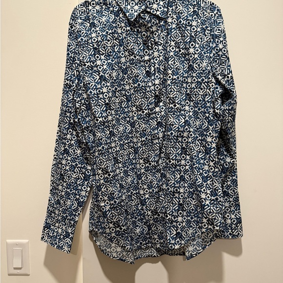 Robert Graham Blue Casual Button Down Shirt with Intricate Pattern - Picture 1 of 3